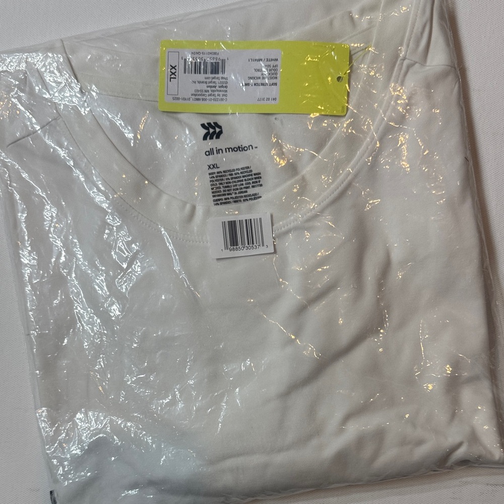 all in motion Men's‎ Short Sleeve Tee in Off-White